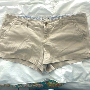 American Eagle stretch size 10 shorts